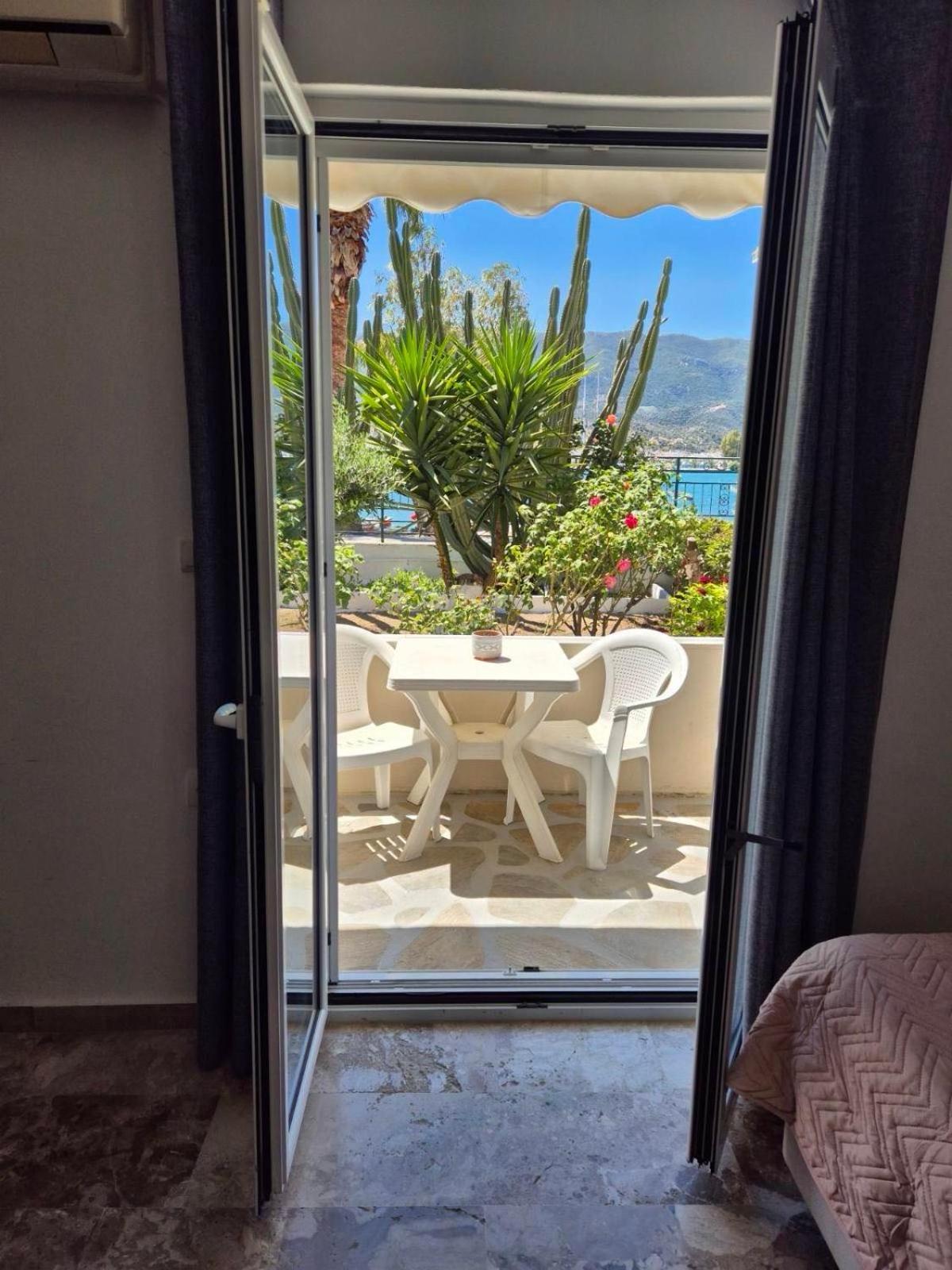 Drossinos Studios Poros Town Exterior photo